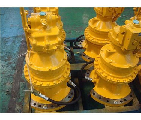 Moteur d'entraînement à rotation rotative